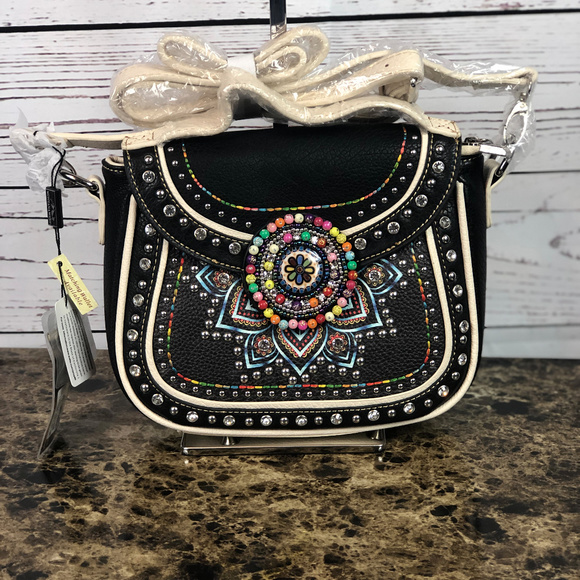 Montana West Handbags - Montana West Concho Collection Crossbody